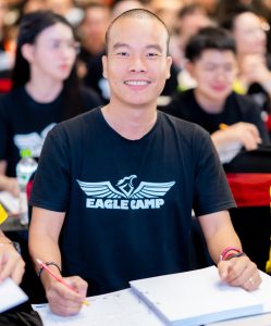 Sáu Bình trong lớp học