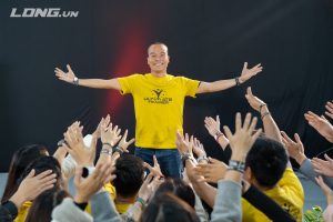 Sáu Bình trên sân khấu