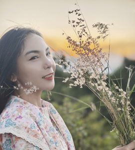 Lăng Tuyền xây dựng thương hiệu cá nhân